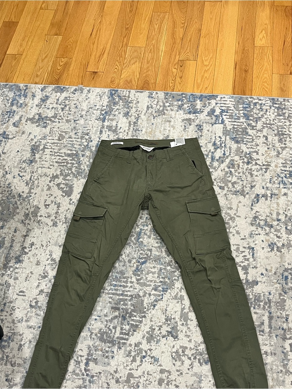Men's Olive Green Jack & Jones Cargo Pants - Slim Utility Style